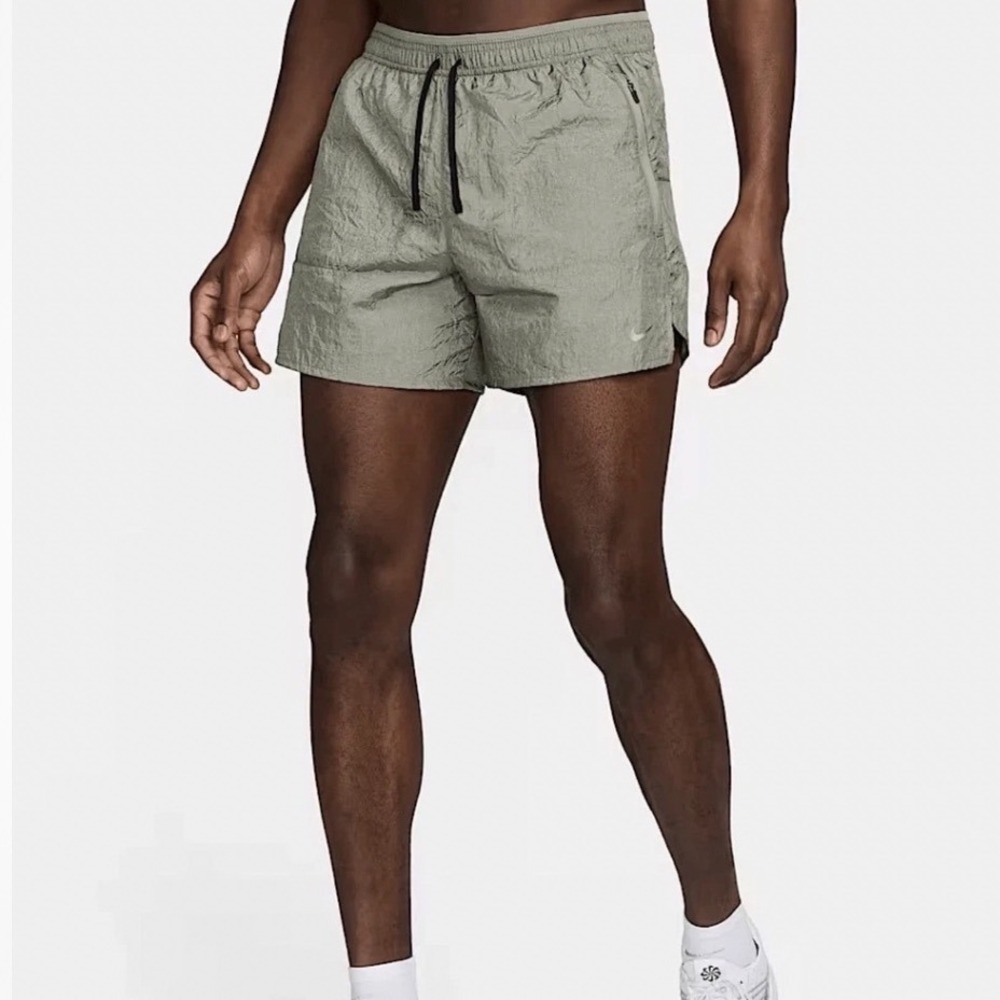 Mens‎ Nike Running 5" Stride Shorts Small Stucco Sage Olive Green Orange Pocket - Picture 3 of 3